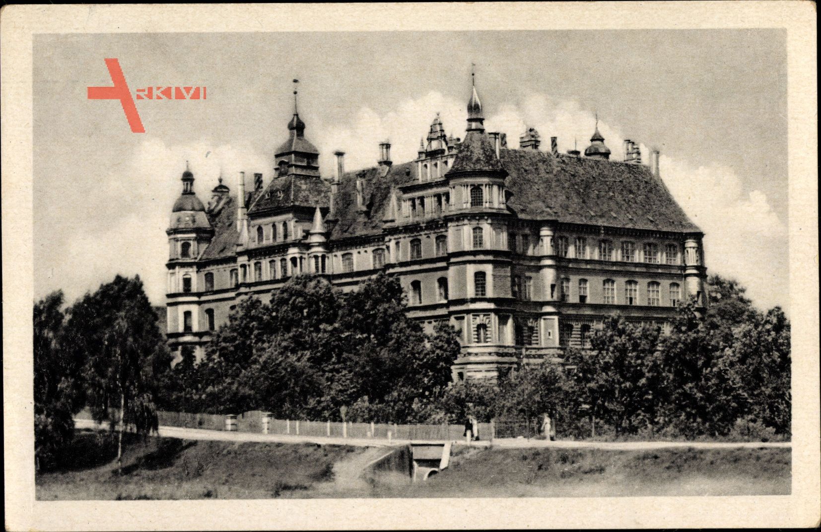 Güstrow im Kreis Rostock, Blick auf das Schloss, Landesaltersheim