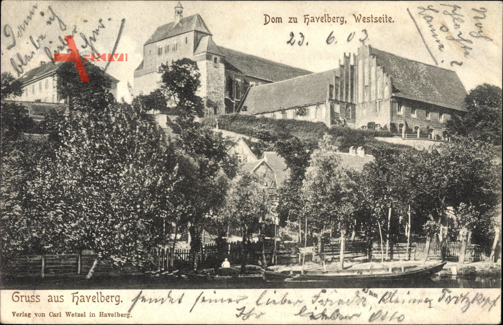 Havelberg in Sachsen Anhalt, Blick auf den Dom, Westseite, Häuser
