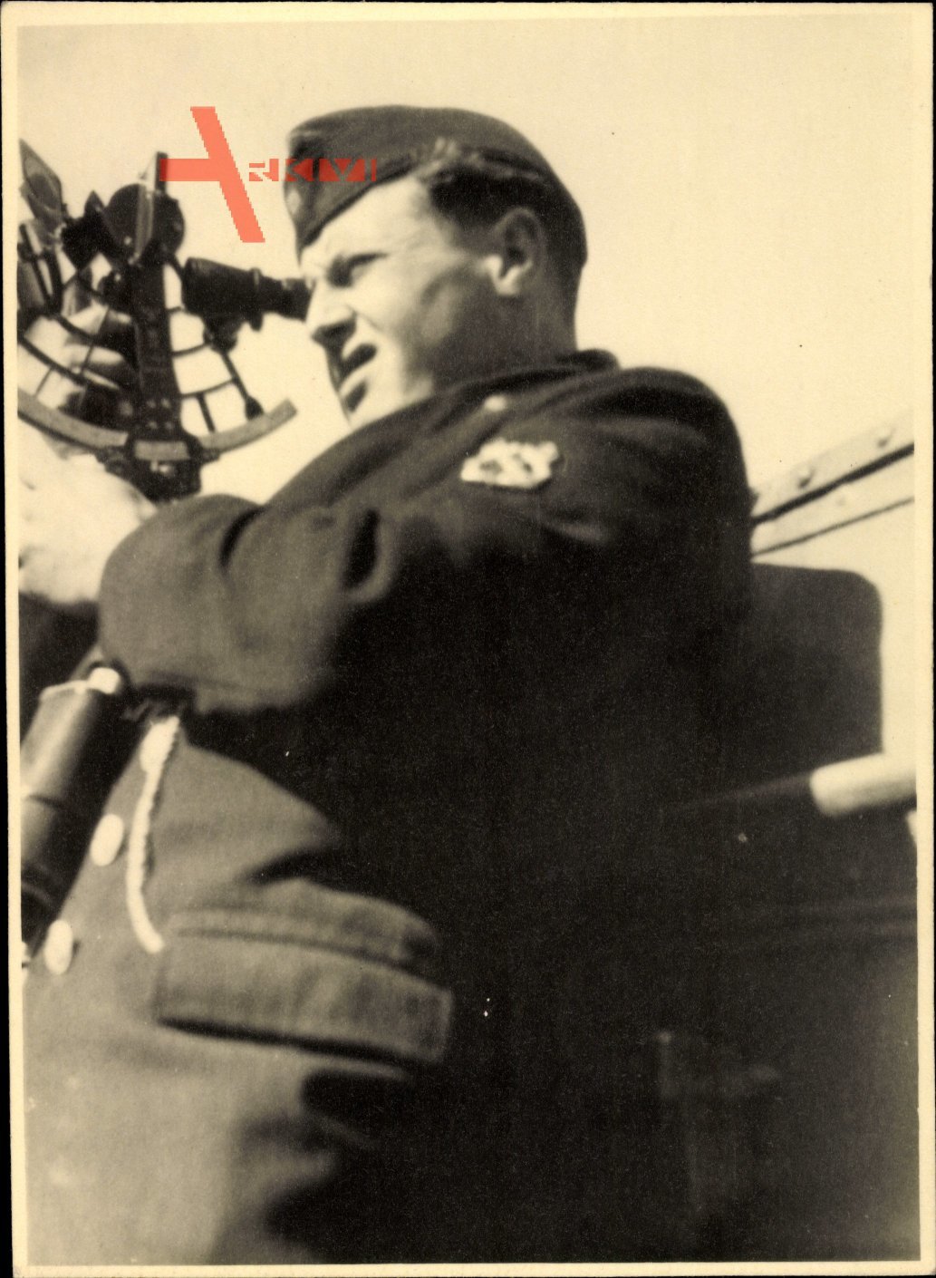Foto Deutsche Wehrmacht, Soldat in Uniform, Sextant, II. WK