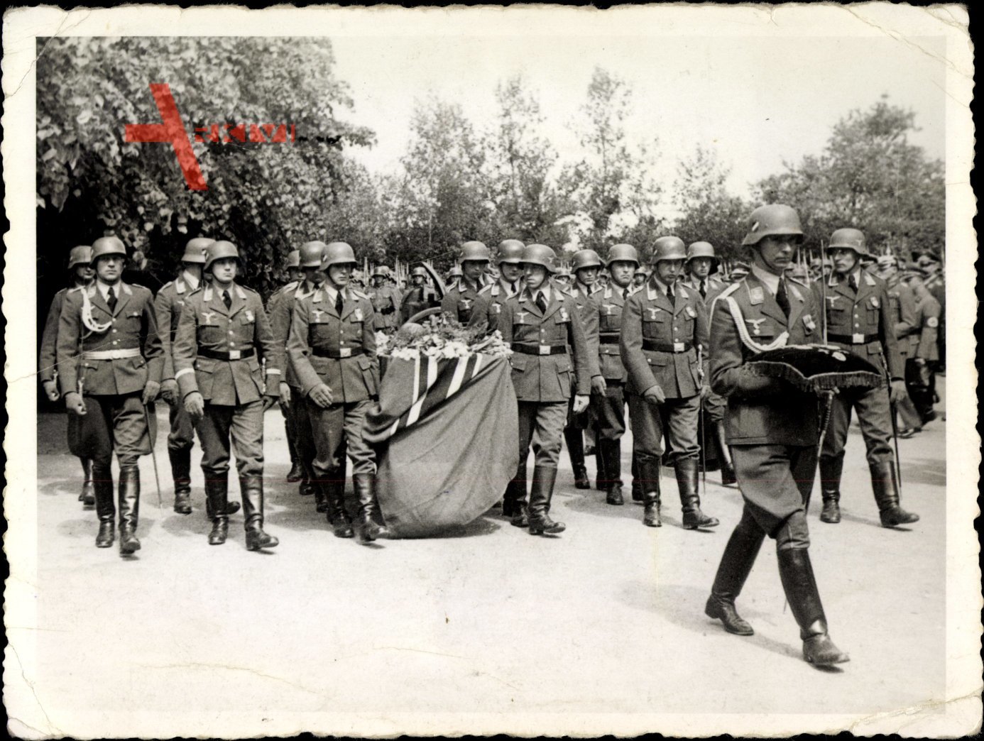 Foto Halle an der Saale, Beerdigung von Oberst Erdmann, Deutsche Wehrmacht, II. WK