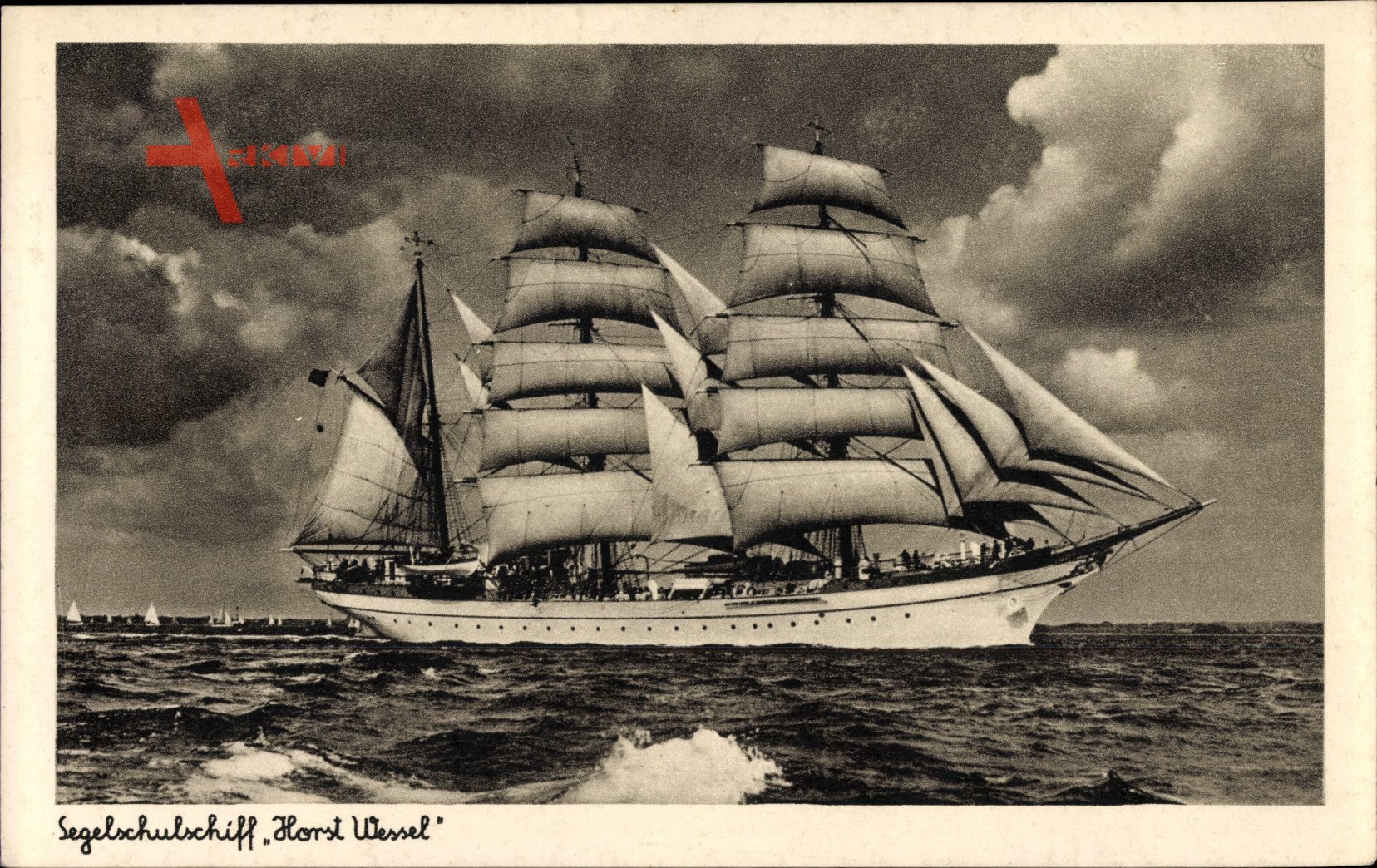 Segelschulschiff Horst Wessel, Dreimastbark, Steuerbord Ansicht