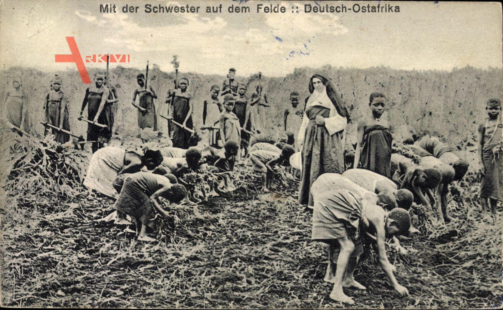 Volkstypen Deutsch Ostafrika, Frauen auf dem Feld