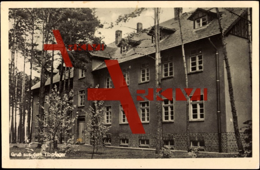 Tiborlager in Ostbrandenburg, Partie am Gebäude
