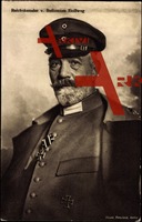Reichskanzler von Bethmann Hollweg in Uniform