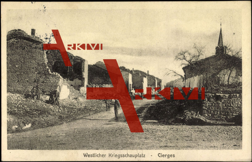 Cierges Aisne, Vue d'une rue, des maisons détruits