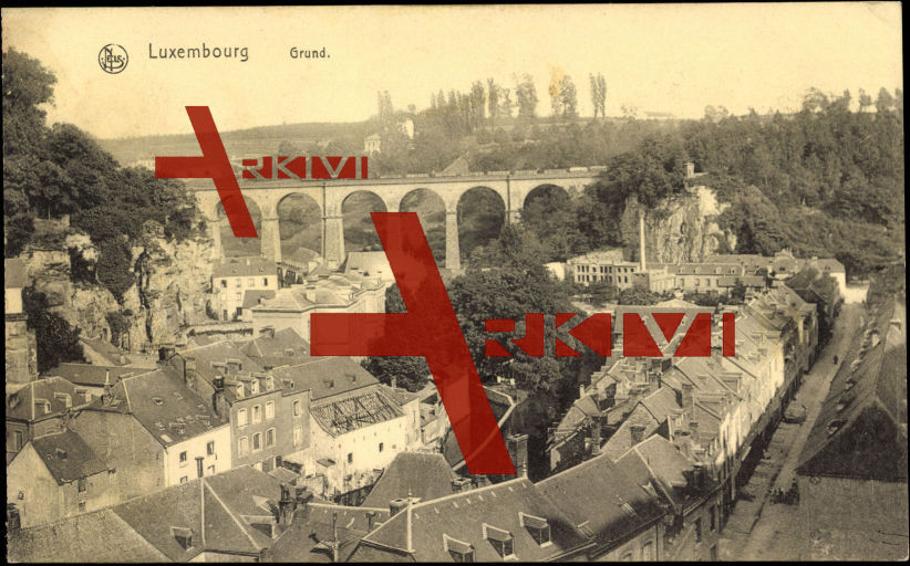 Grund Luxemburg, Teilansicht, Bogenbrücke, Dachbau