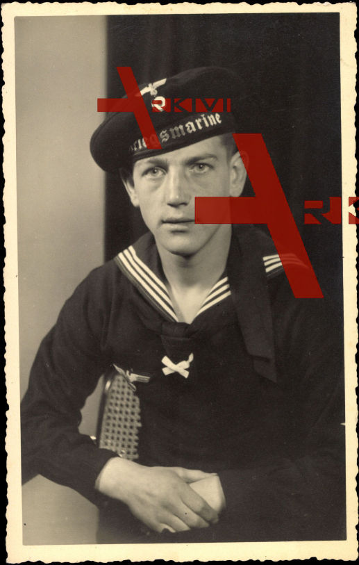 Foto Ak Portrait eines Matrosen der NS Kriegsmarine