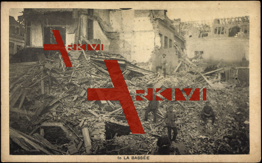 La Bassée Nord, Männer in Ruinen, ausgebombte Häuser