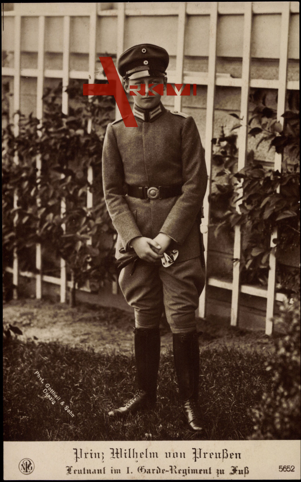 Prinz Wilhelm von Preußen, Leutnant im 1. Garde Regiment zu Fuß, NPG 5652