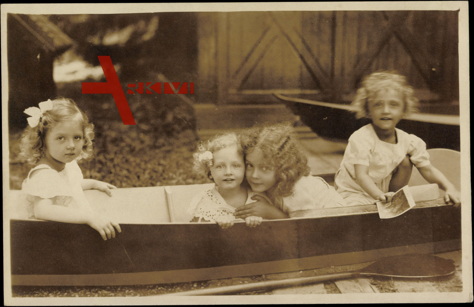 Kronprinz, Erzherzog Felix, Erzherzog Robert in ihrem Boot, BKWI