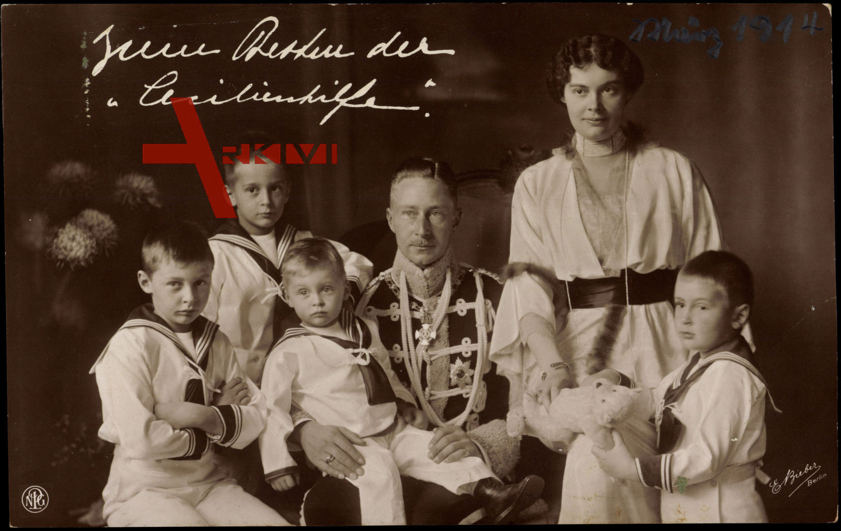Kronprinz Wilhelm mit Kronprinzessin Cecilie und Söhne, NPG, Wohlfahrt