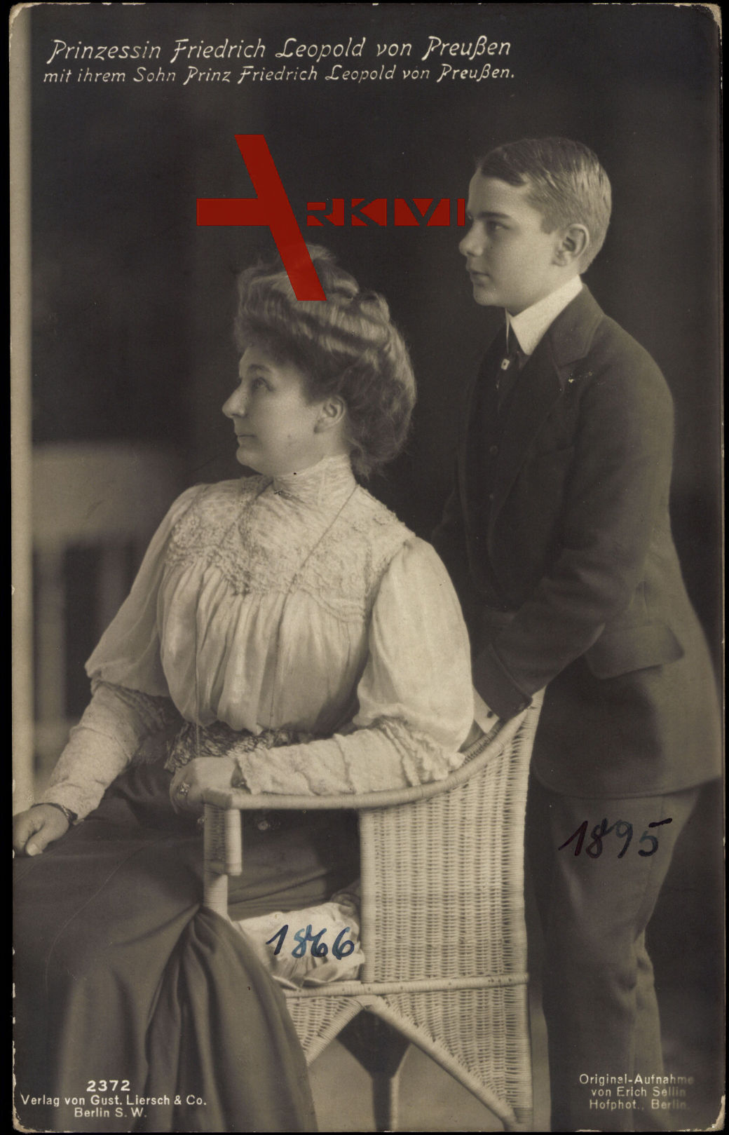 Prinzessin Friedrich Leopold von Preußen mit ihrem Sohn, Liersch 2372