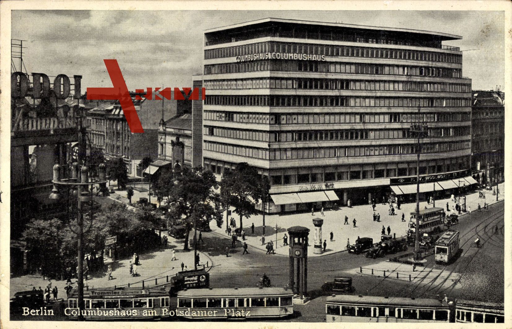 Berlin Tiergarten, Potsdamer Platz, Columbushaus, Straßenbahn