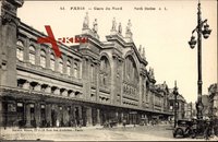 Paris, vue générale de la Gare du Nord, des passants