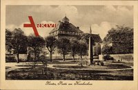 Xanten Kreis Wesel, Teilansicht des Krankenhauses mit Obelisk