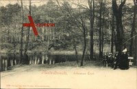 Niederlössnitz Radebeul, Partie am Schwarzen Teich, Ehepaar mit Kindern