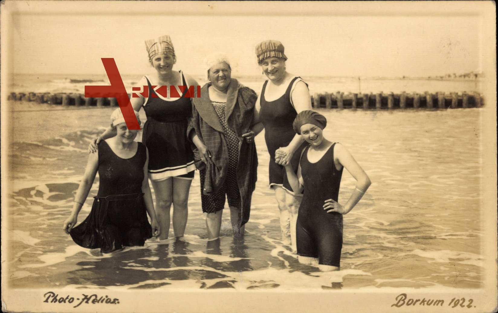 Borkum Ostfriesland, fünf Frauen in der Nordsee, 1922