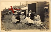 Borkum Ostfriesland, fünf Frauen am Strand, 1922