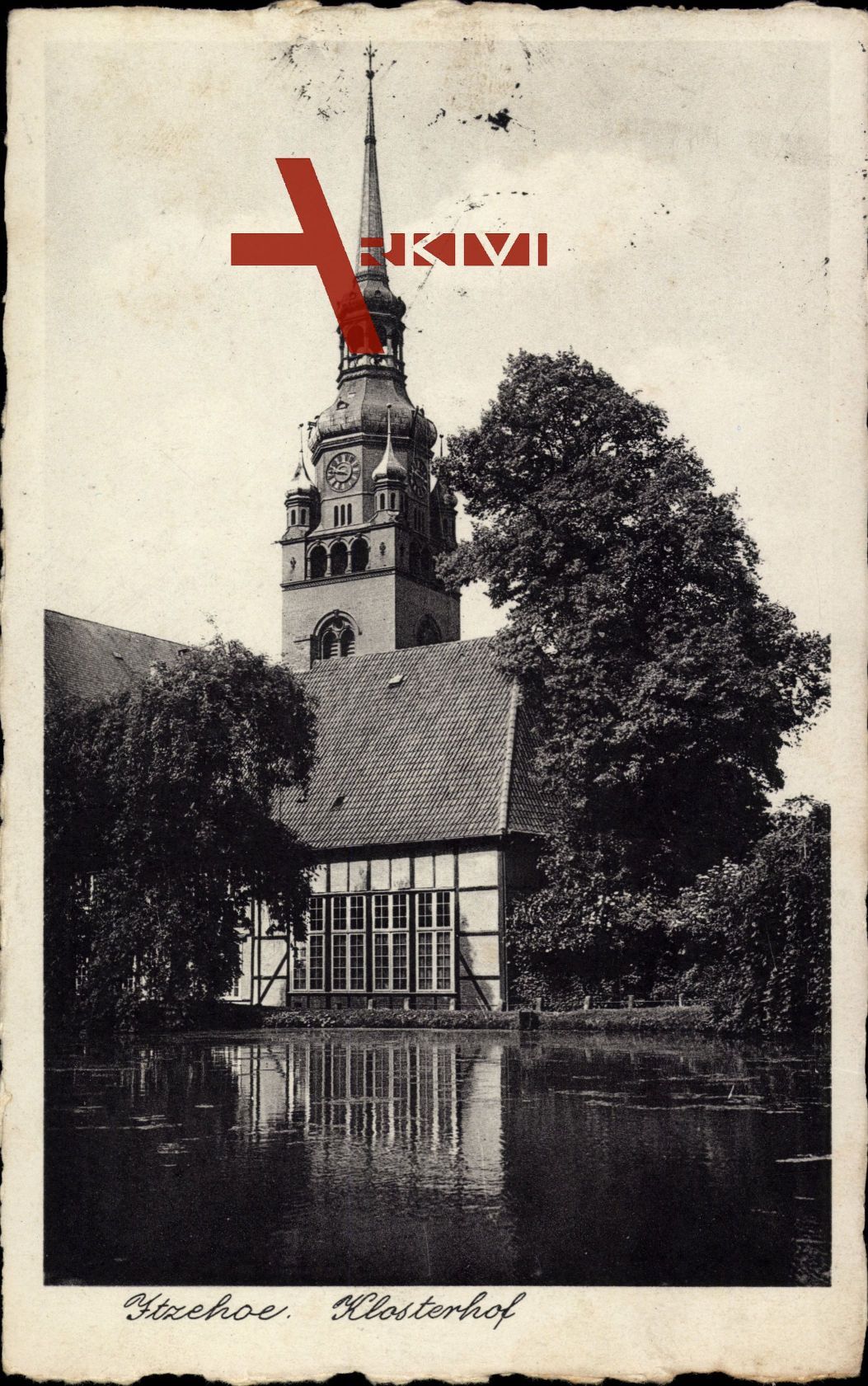 Itzehoe Kreis Steinburg, Blick vom Wasser auf den Klosterhof