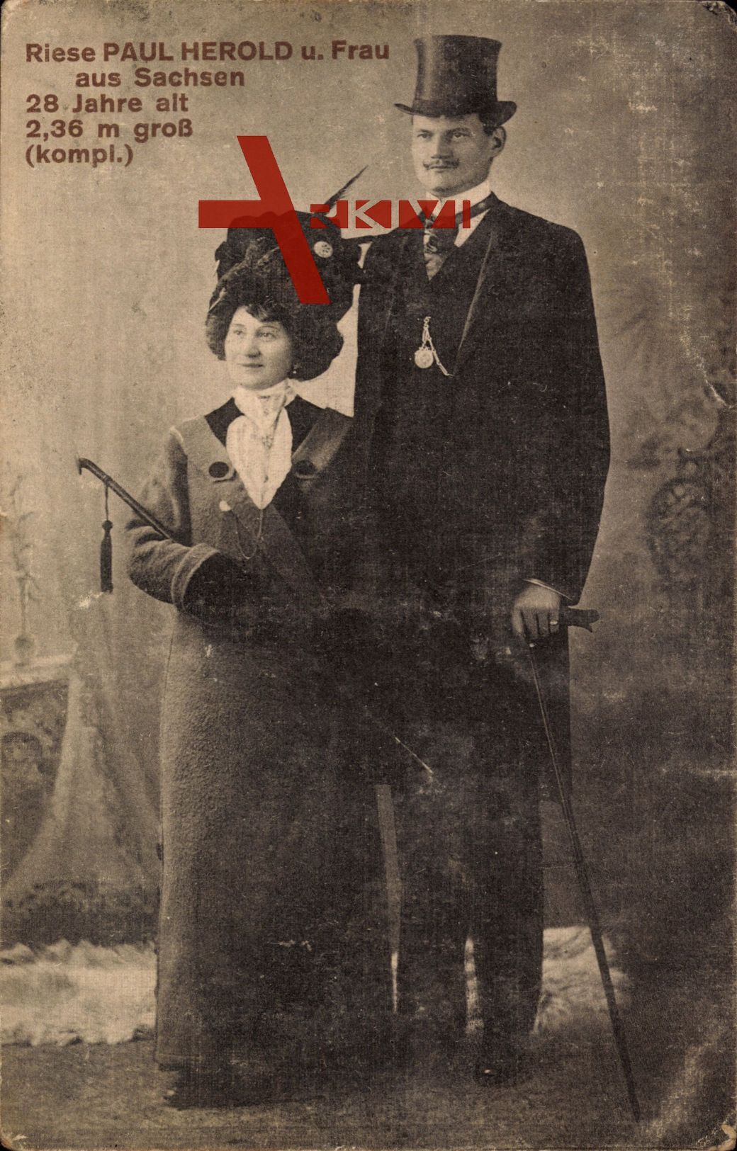 Riese Paul Herold und Frau aus Sachsen, 28 Jahre alt, 2,36m groß