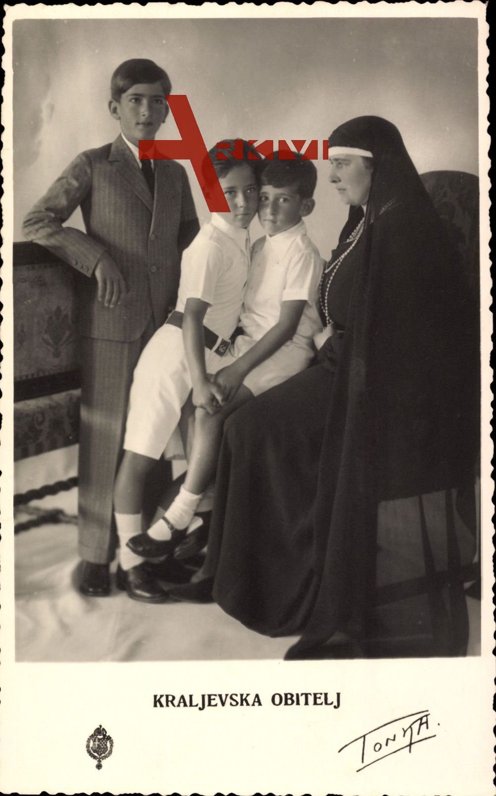 Kraljevska Obitelj, Maria von Jugoslawien mit Prinzen