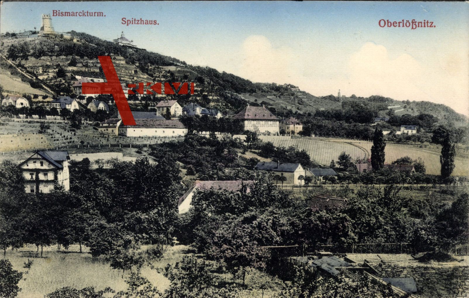 Oberlößnitz Radebeul, Teilansicht des Ortes mit Bismarckturm und Spitzhaus