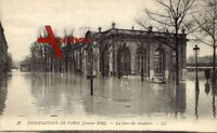 Paris, Inondation 1910, vue de la Gare des Invalides