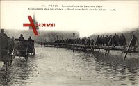 Paris, Inondation 1910, Esplanade des Invalides, Pont construite par le Génie