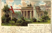 Berlin, Blick auf das Brandenburger Tor, Park, Wasserfontäne