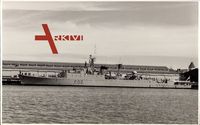 Australisches Kriegsschiff, HMAS Queenborough, F 02