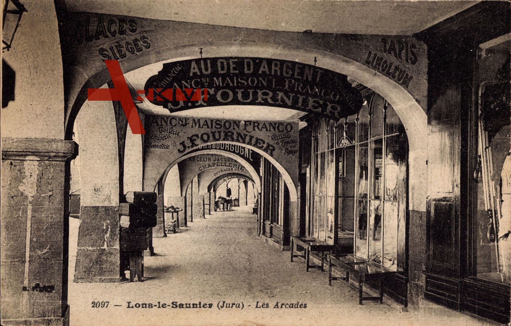 Lons le Saunier Jura, les Arcades, Geschäfte, J. Fournier