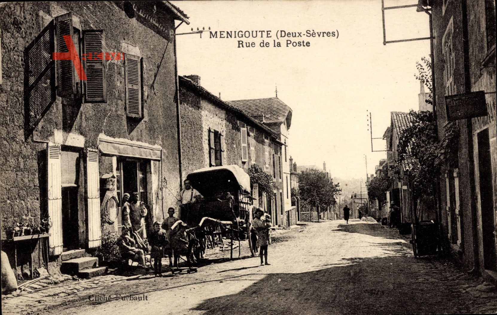 Menigoute Deux Sèvres, Rue dde la Poste, Fassaden, Kinder