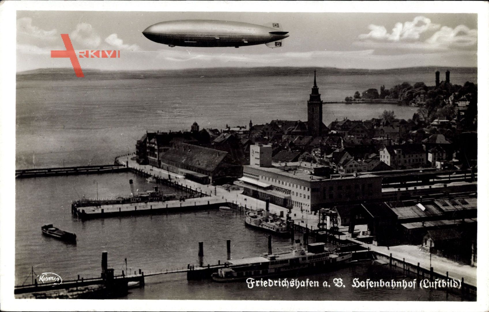 Friedrichshafen Bodensee, Hafenbahnhof, Luftbild, Zeppelin