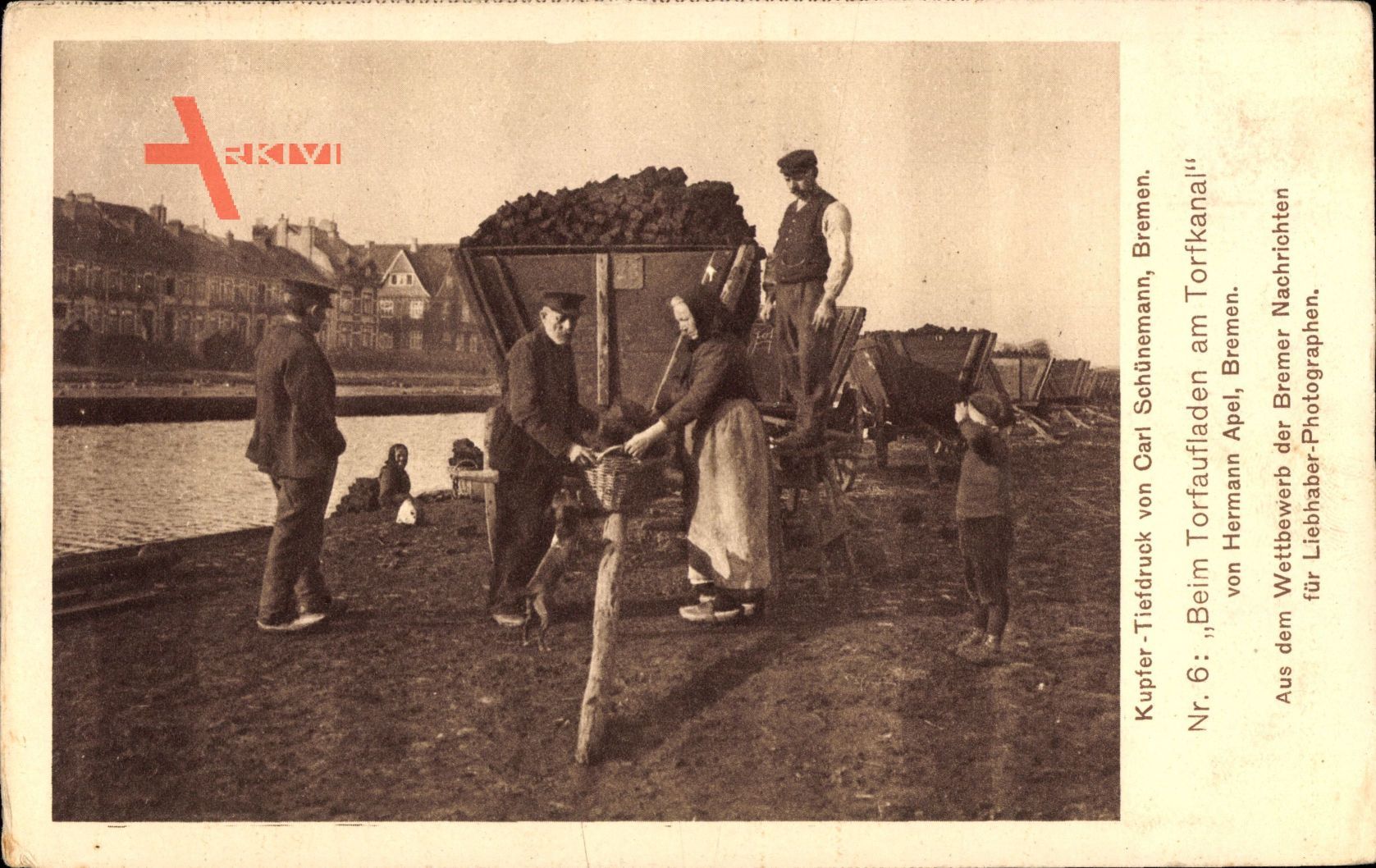 Beim Torfaufladen am Torfkanal, Bauern mit Karren bei der Arbeit