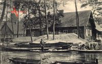 Spreewald, Postboote vor einer Kahnbauerei, Gondel