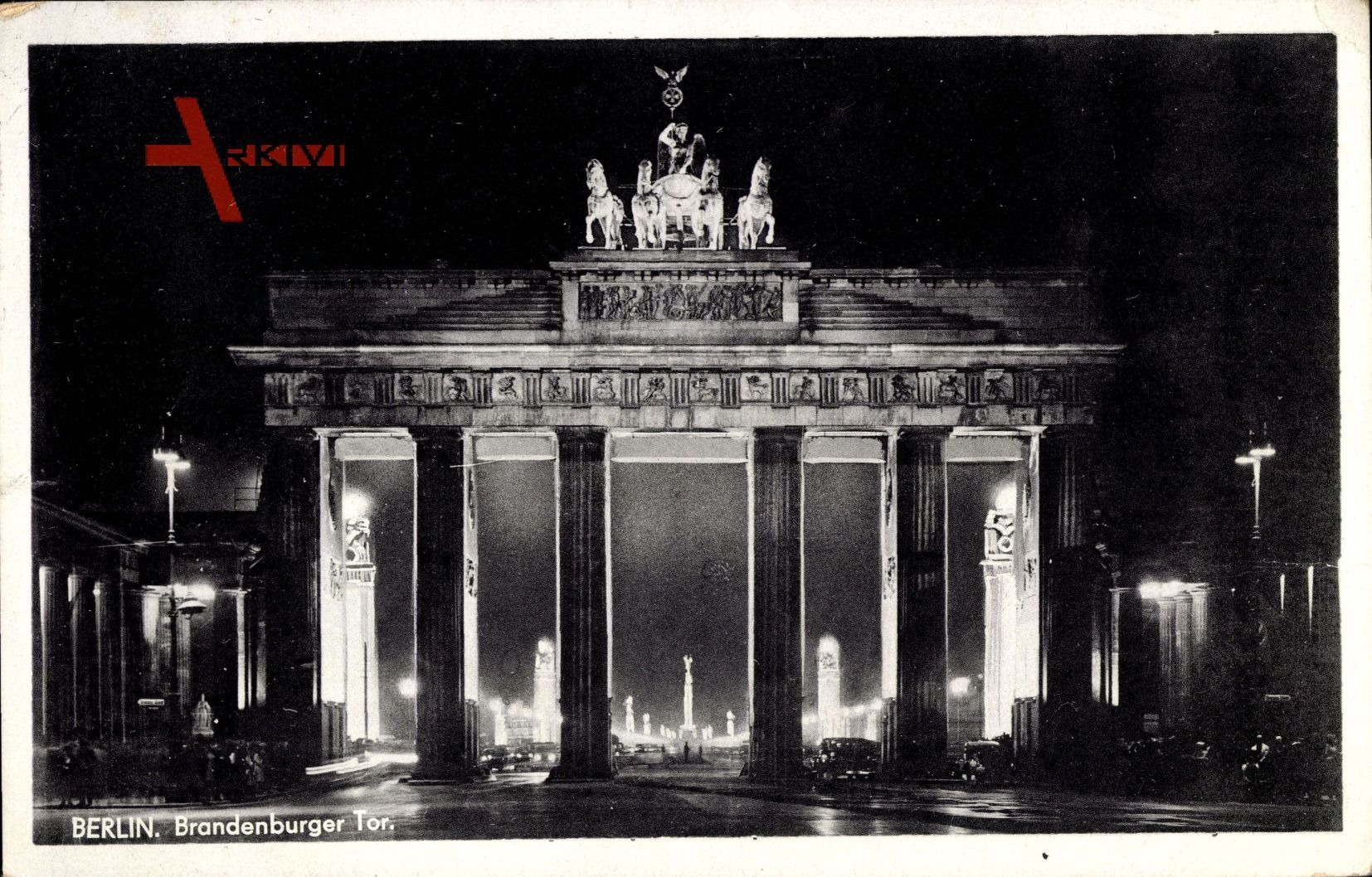 Berlin Mitte, Brandenburger Tor, Pariser Platz bei Nacht, Beleuchtung