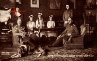 König Friedrich August III. von Sachsen mit Familie, Hund, Rotes Kreuz