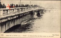 Paris, Crue de la Seine 1914, Le Zouave du Pont de l'Alma