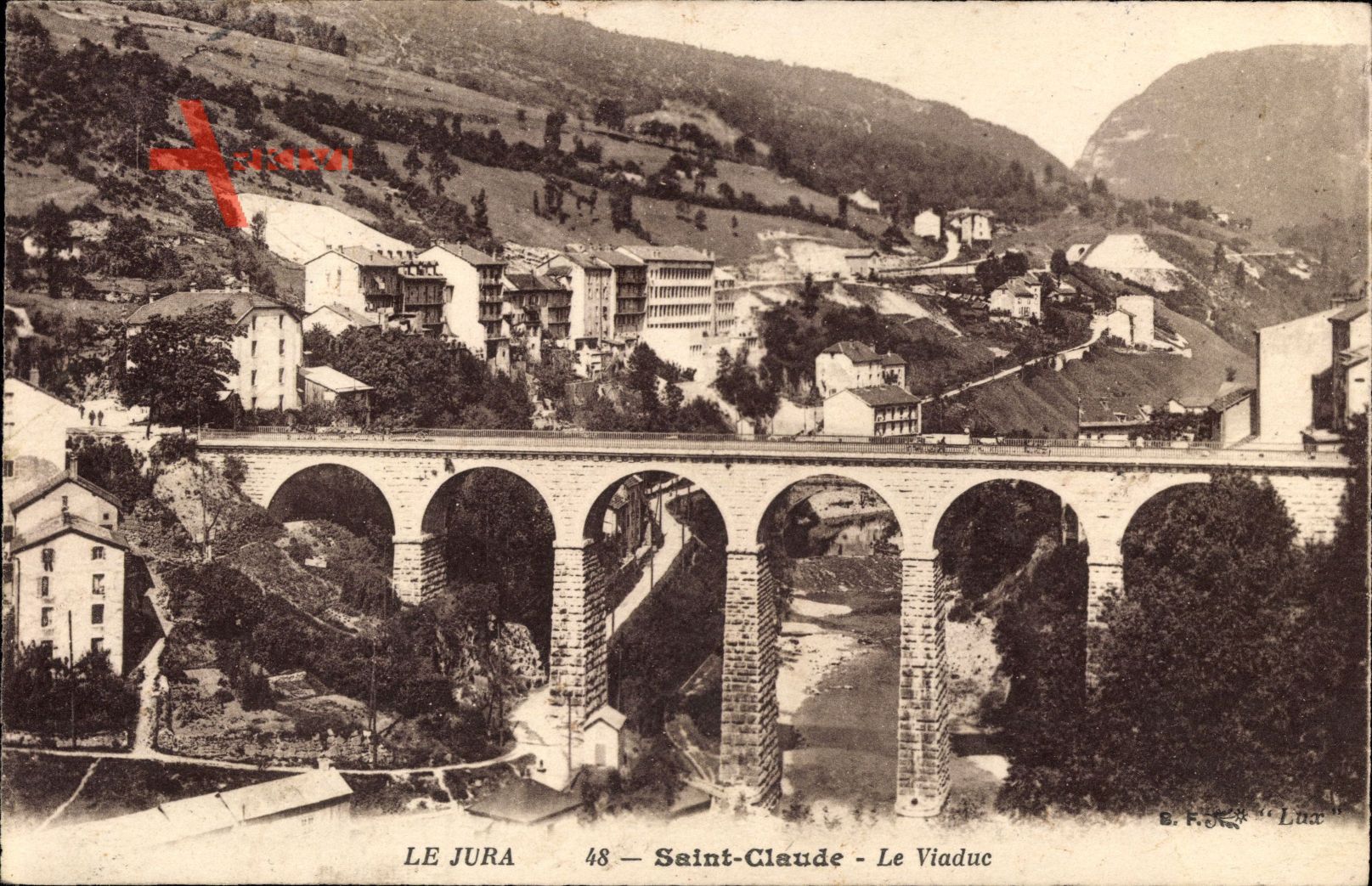 Saint Claude Jura, Le Viaduc, Viadukt, Totalansicht, Ort