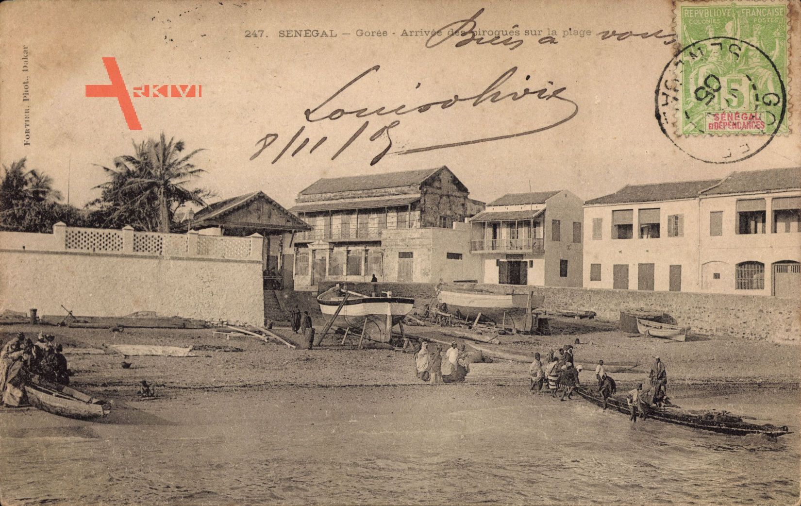 Gorée Senegal, Arrivée des pirogues sur la plage, Strand, Boote