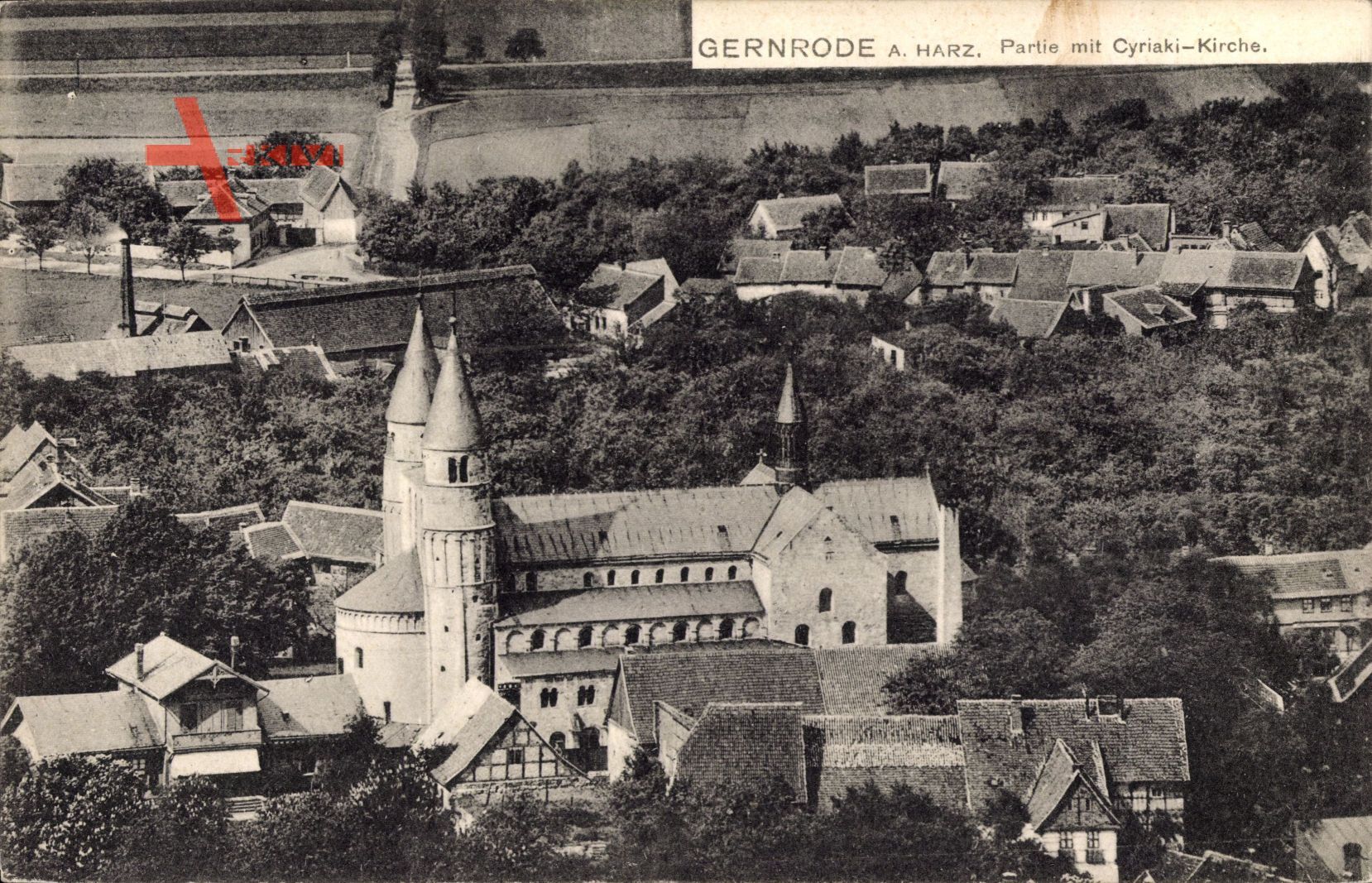 Gernrode im Harz, Teilansicht vom Ort mit Cyriaki Kirche, Dächer, Felder