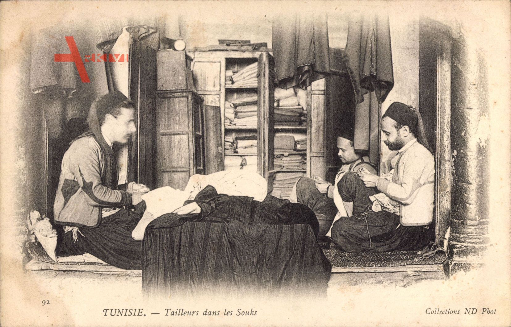 Tunesien, Tailleurs dans les Souks, Tunesische Schneider, Manufaktur
