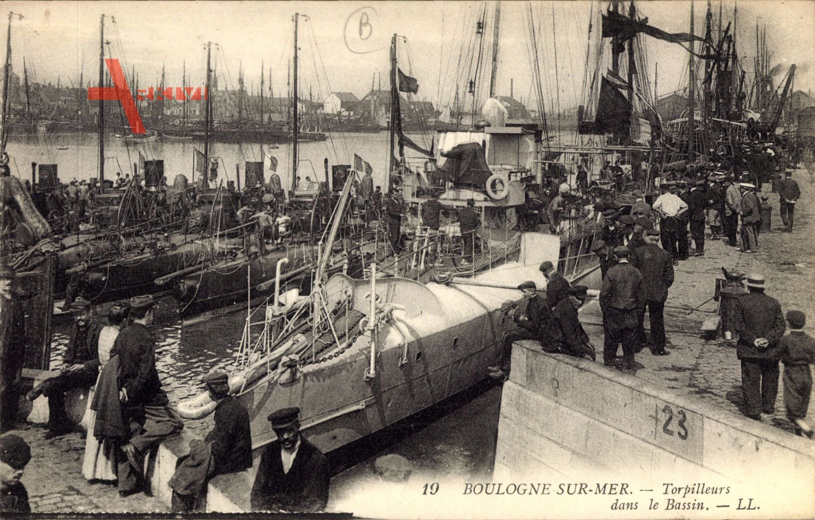 Boulogne sur Mer, Torpilleurs dans le Bassin, Franz. Kriegsschiffe