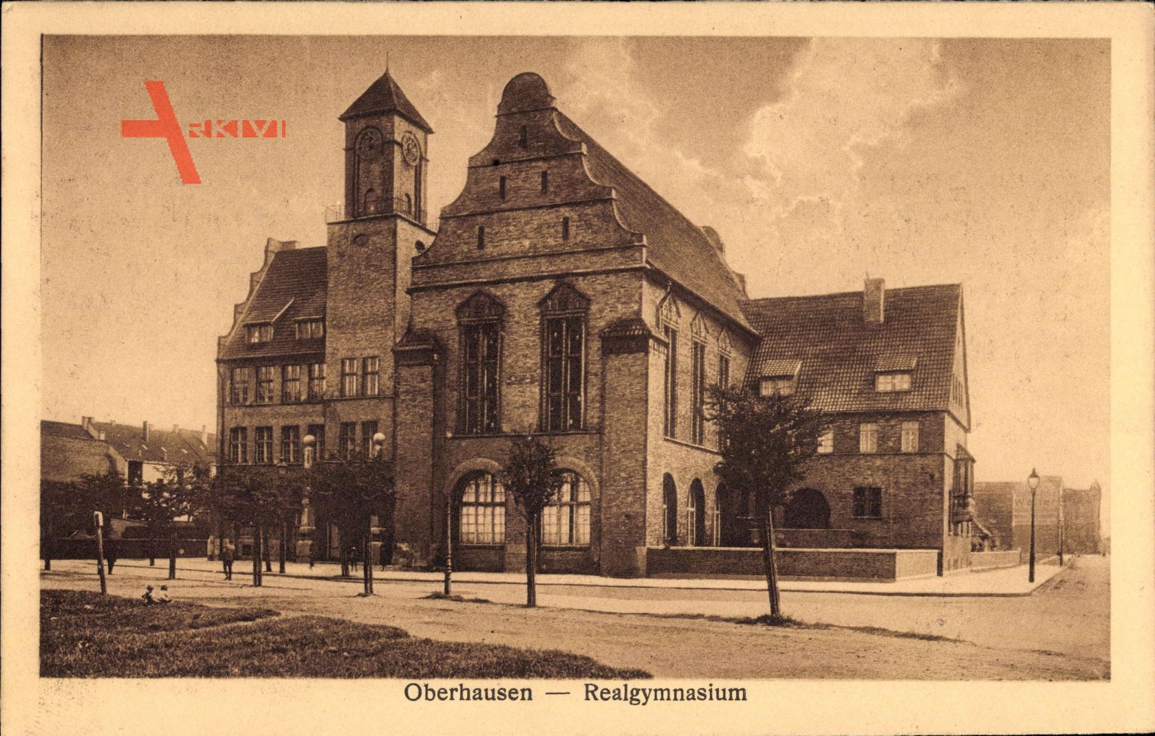 Oberhausen am Rhein Nordrhein Westfalen, Realgymnasium, Straßenseite