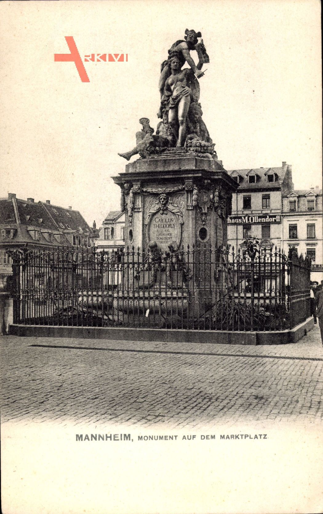 Mannheim in Baden Württemberg, Monument auf dem Marktplatz