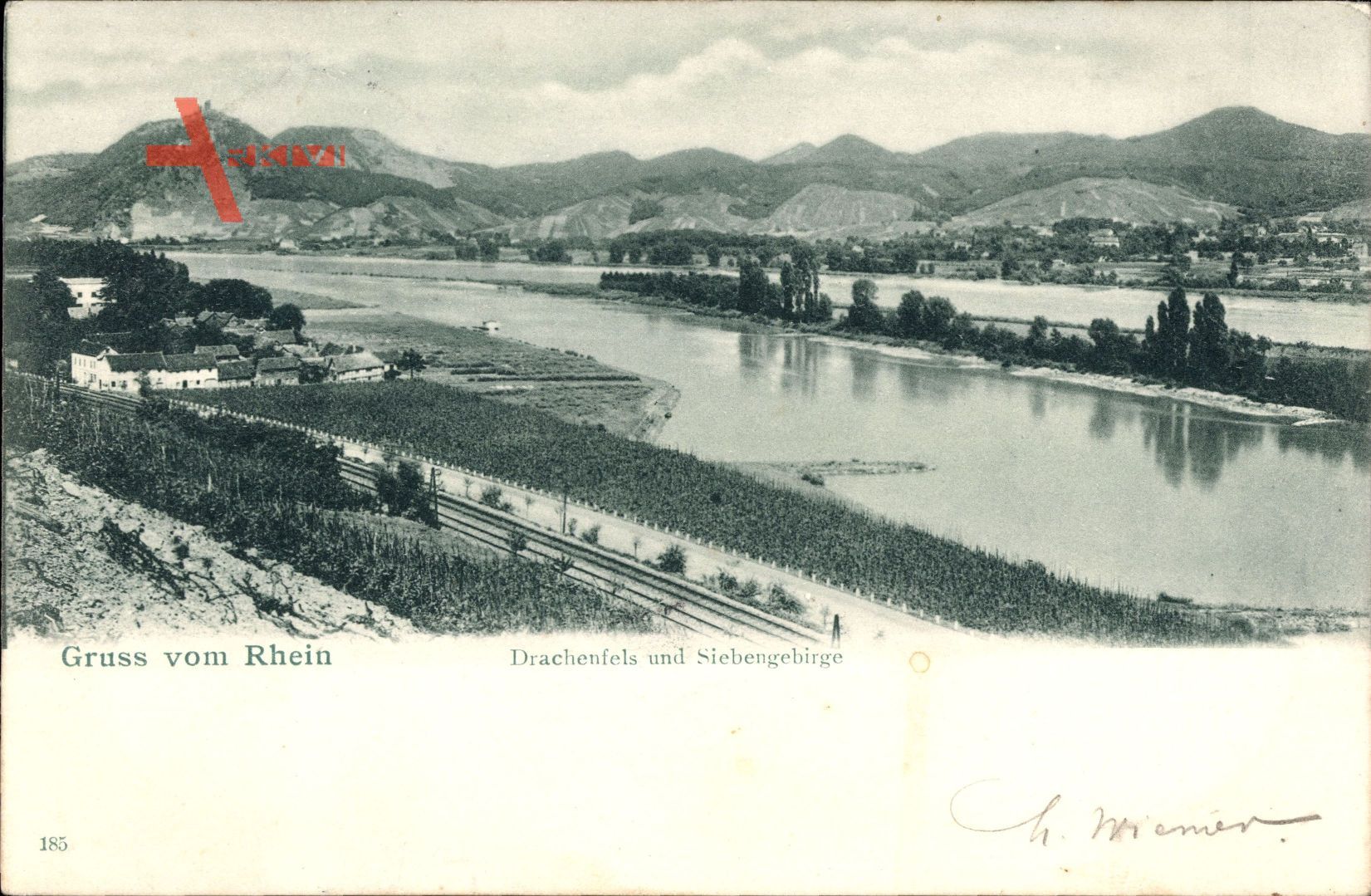 Königswinter Rhein, Blick auf den Drachenfels und Siebengebirge