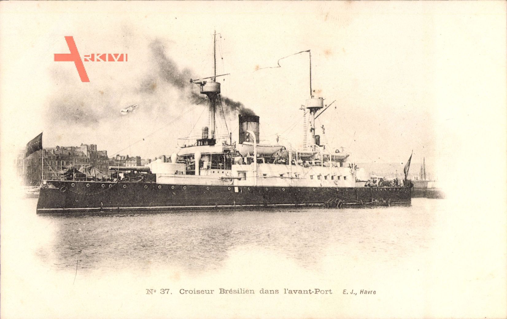Brasilianisches Kriegsschiff, Croiseur Brésilien dans l'Avant Port