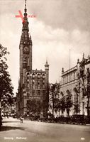 Gdańsk Danzig, Straßenpartie mit Blick auf das Rathaus
