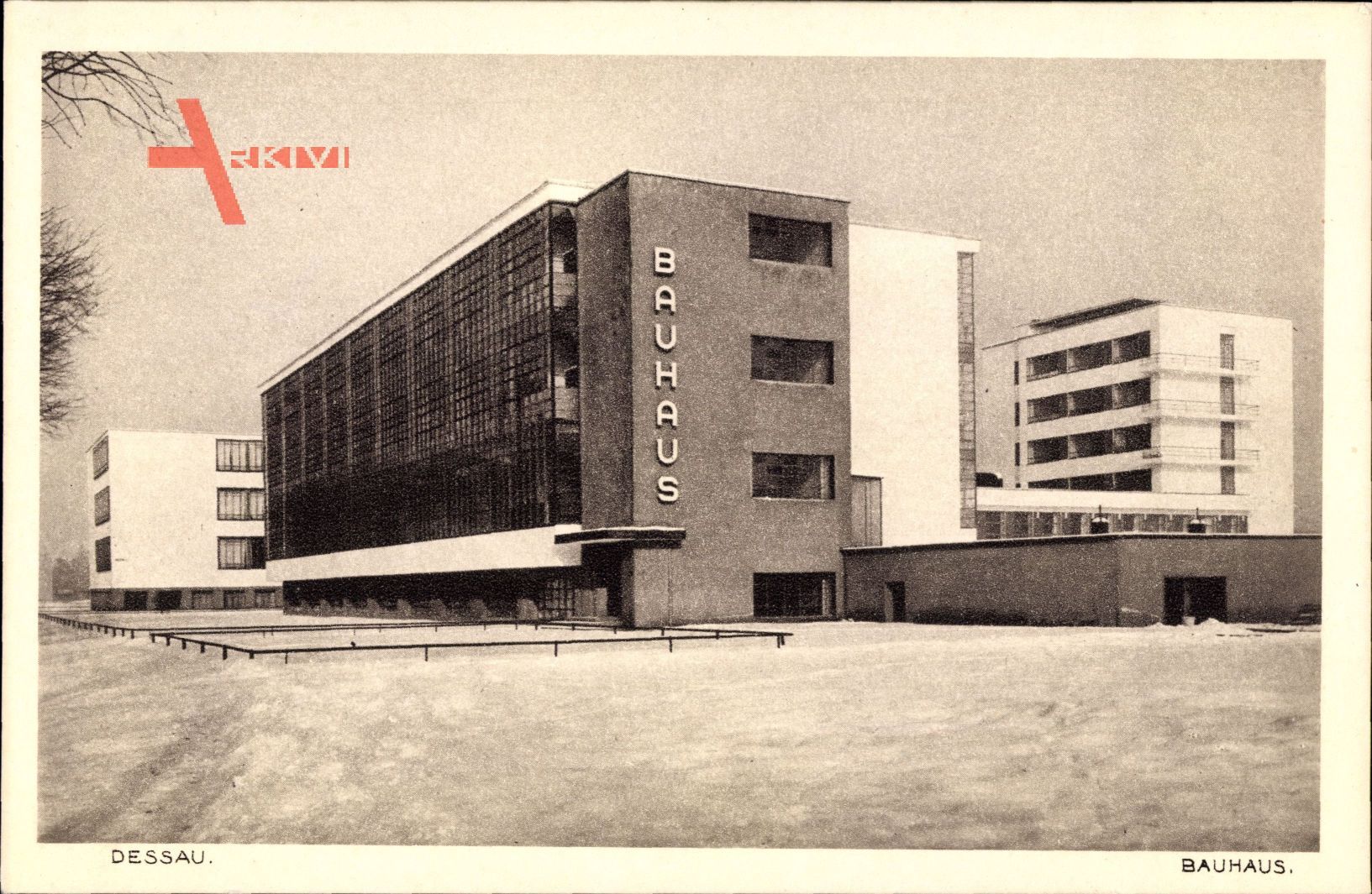Dessau in Sachsen Anhalt, Bauhaus, Winter, Schnee