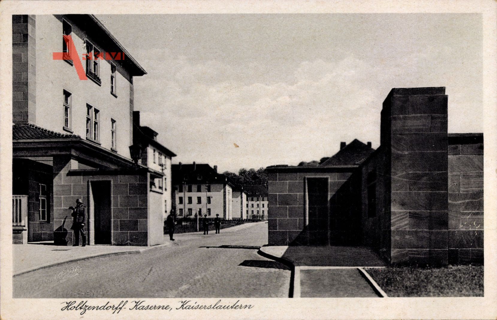 Kaiserslautern in Rheinland Pfalz, Eingang zur Holtzendorff Kaserne